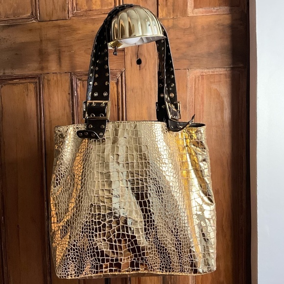 Gold faux snake skin studded bucket strap - Picture 1 of 5